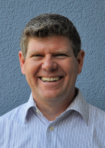 Porträt von Michael Schachner, stellvertretender Schulleiter der KSS